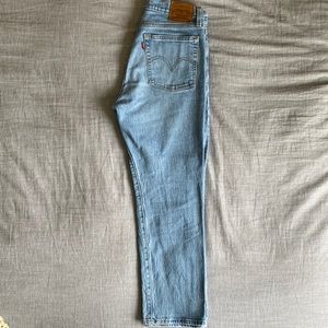Levi Straight Leg High Rise Jeans
